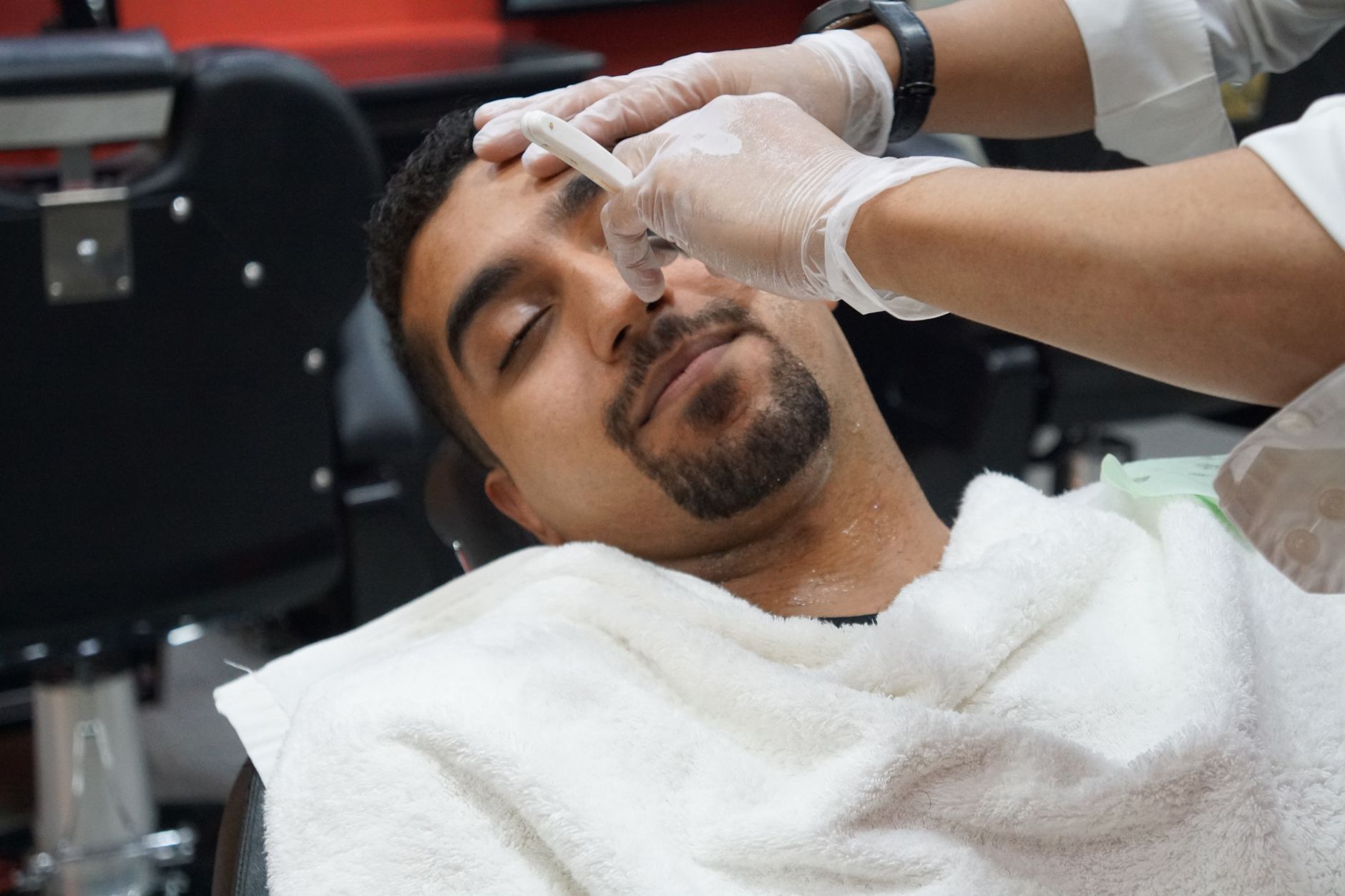 Britje z britvico &ndash; Brivsko frizerski salon Slovenske Konjice